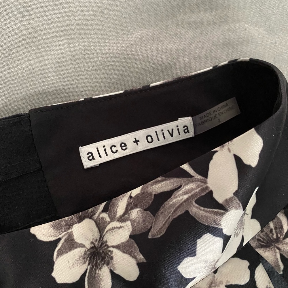 Alice a s Olivia Skirt - Picture 3 of 3